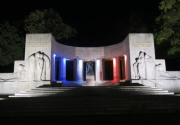 Reims le monument aux morts