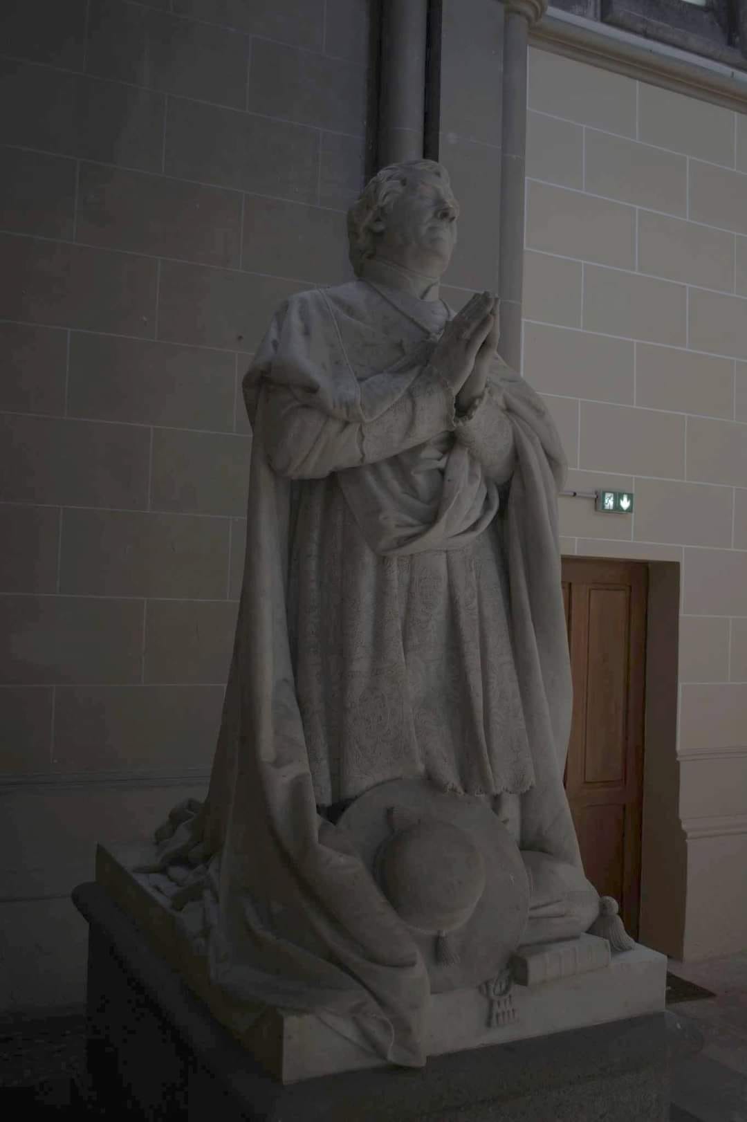 L'orant de Monseigneur Thomas Gousset, archevêque de Reims.