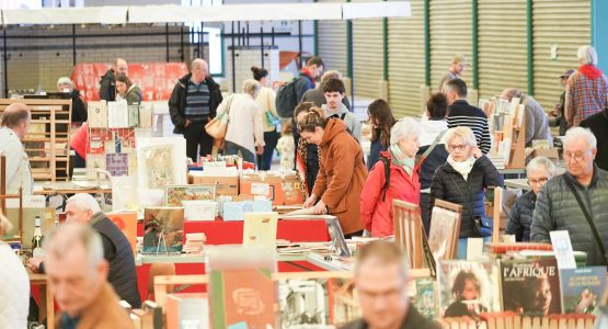 Marché aux livres des Halles - Reims